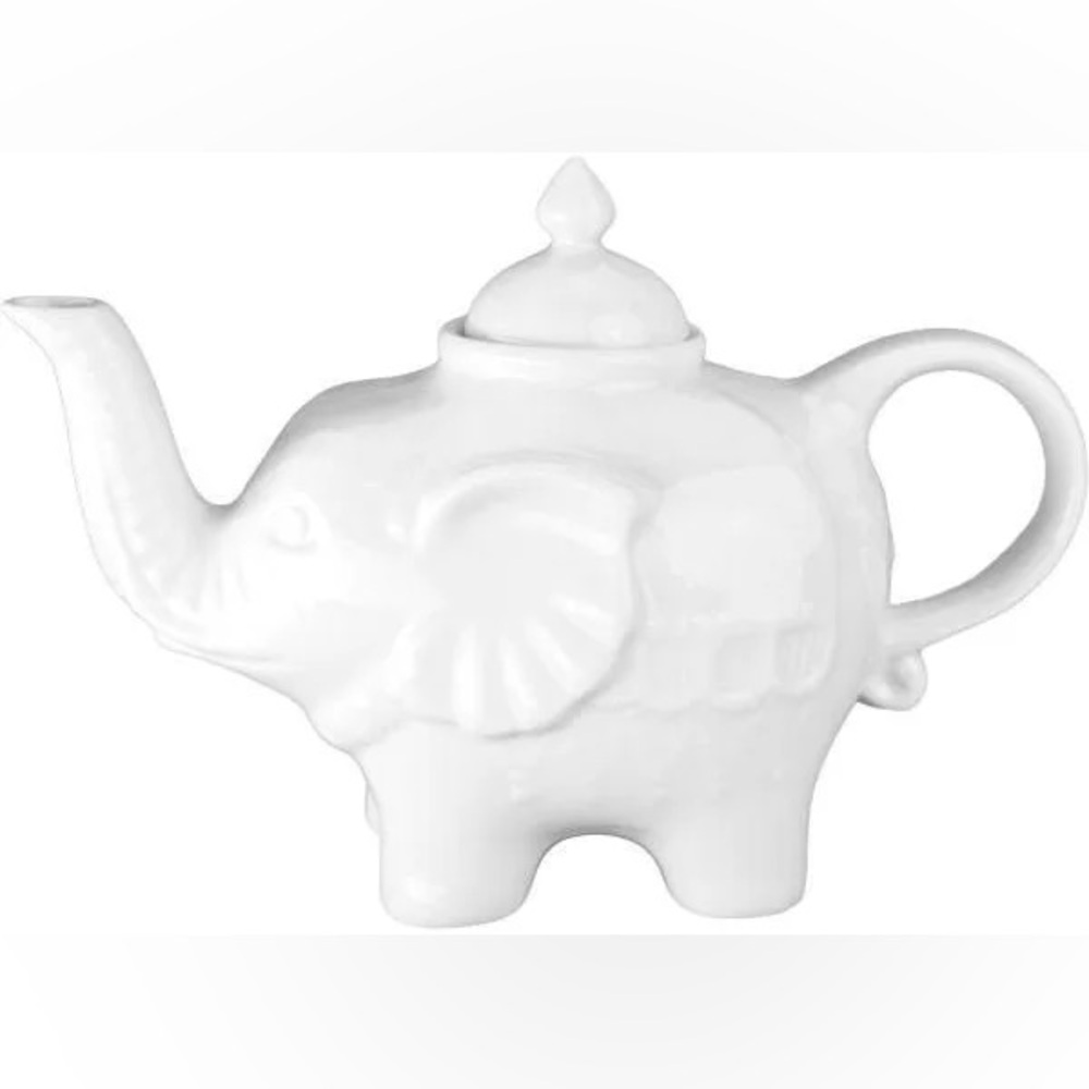 WHITE CERAMIC ELEPHANT TEAPOD BRAND NEW